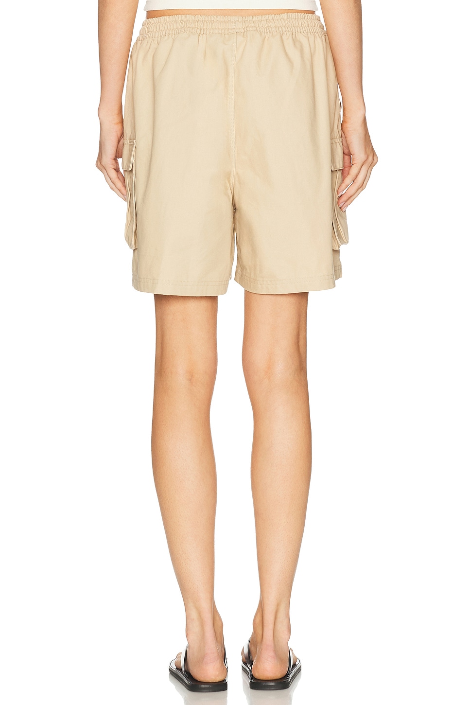 Nike Mid-Rise Loose 5 Cargo Short | Thumbnail 4 Nike Mid-Rise Loose 5 Cargo Short | Thumbnail 4