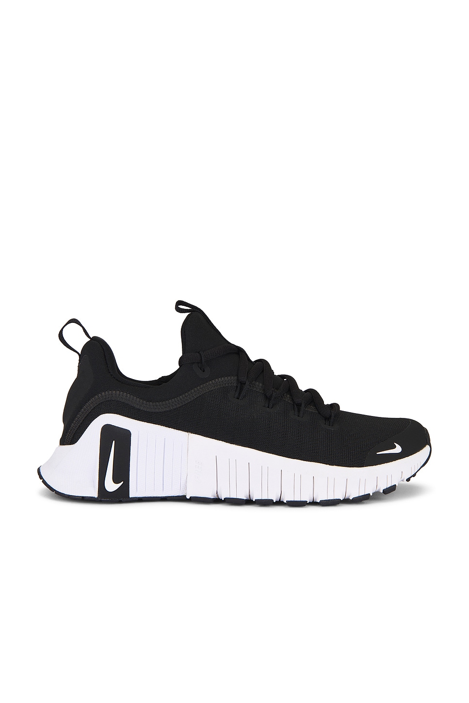 Free Metcon 6 Sneaker in Black