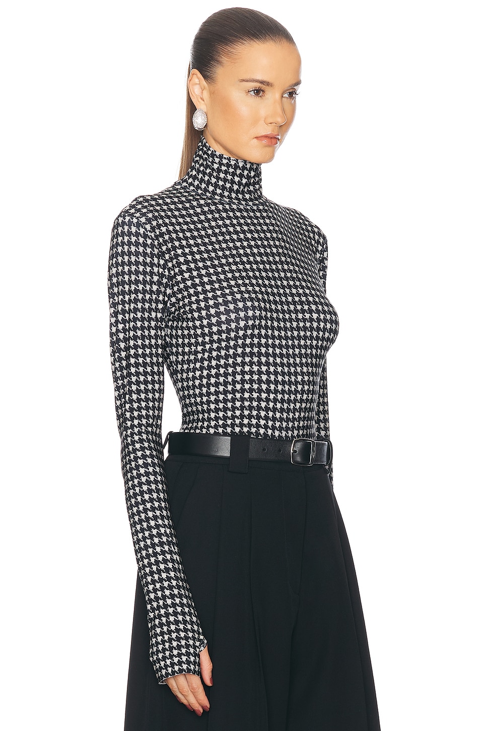 Norma Kamali Slim Fit Longsleeve Turtleneck Top In Large Houndstooth