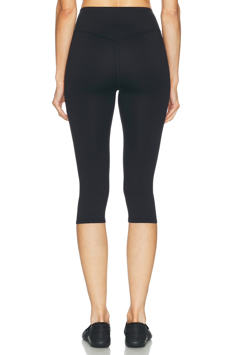 NikeSKIMS Matte 17 Crop Legging | Thumbnail 4