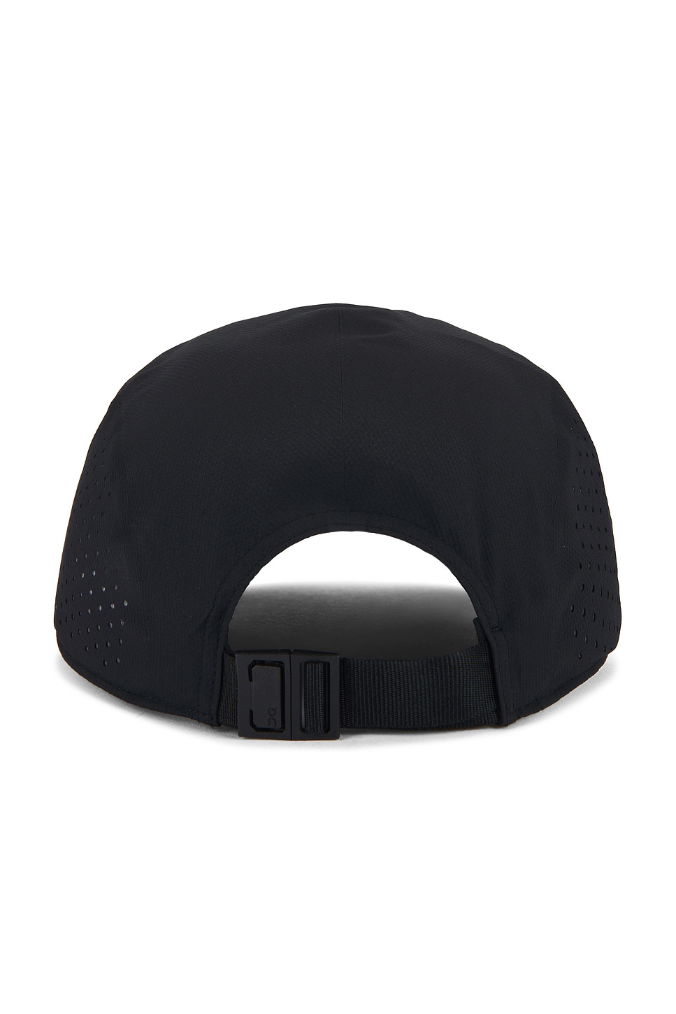 On Mens Black Perforated Lightweight Cap In Black