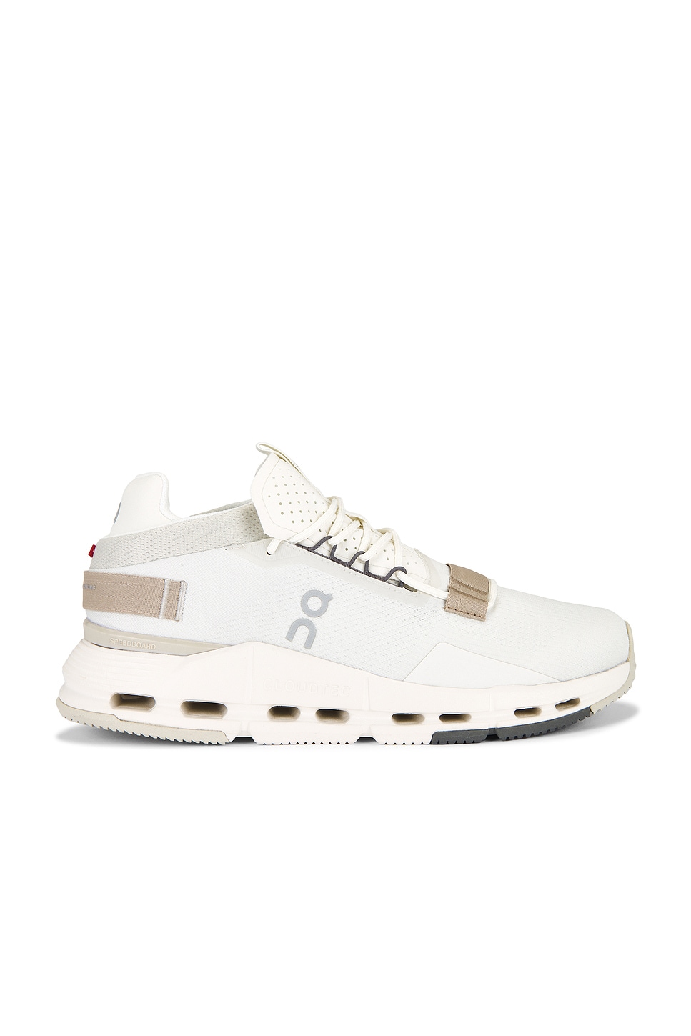 Cloudnova 2 in White