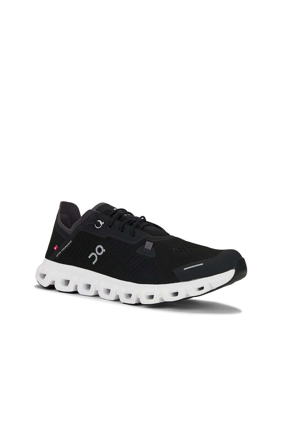 On Cloud 5 Trainers, Size 7 In Black & White