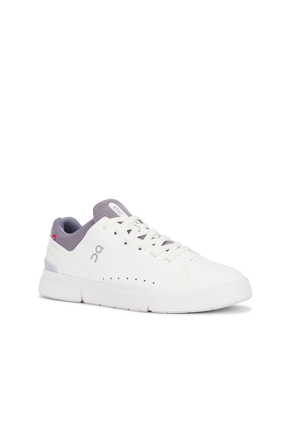 On The Roger Advantage Sneaker In White & Fossil