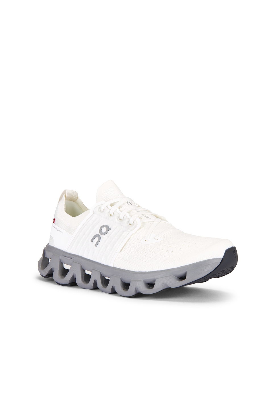 On White Cloudswift 4 Sneakers In Ivory & Alloy