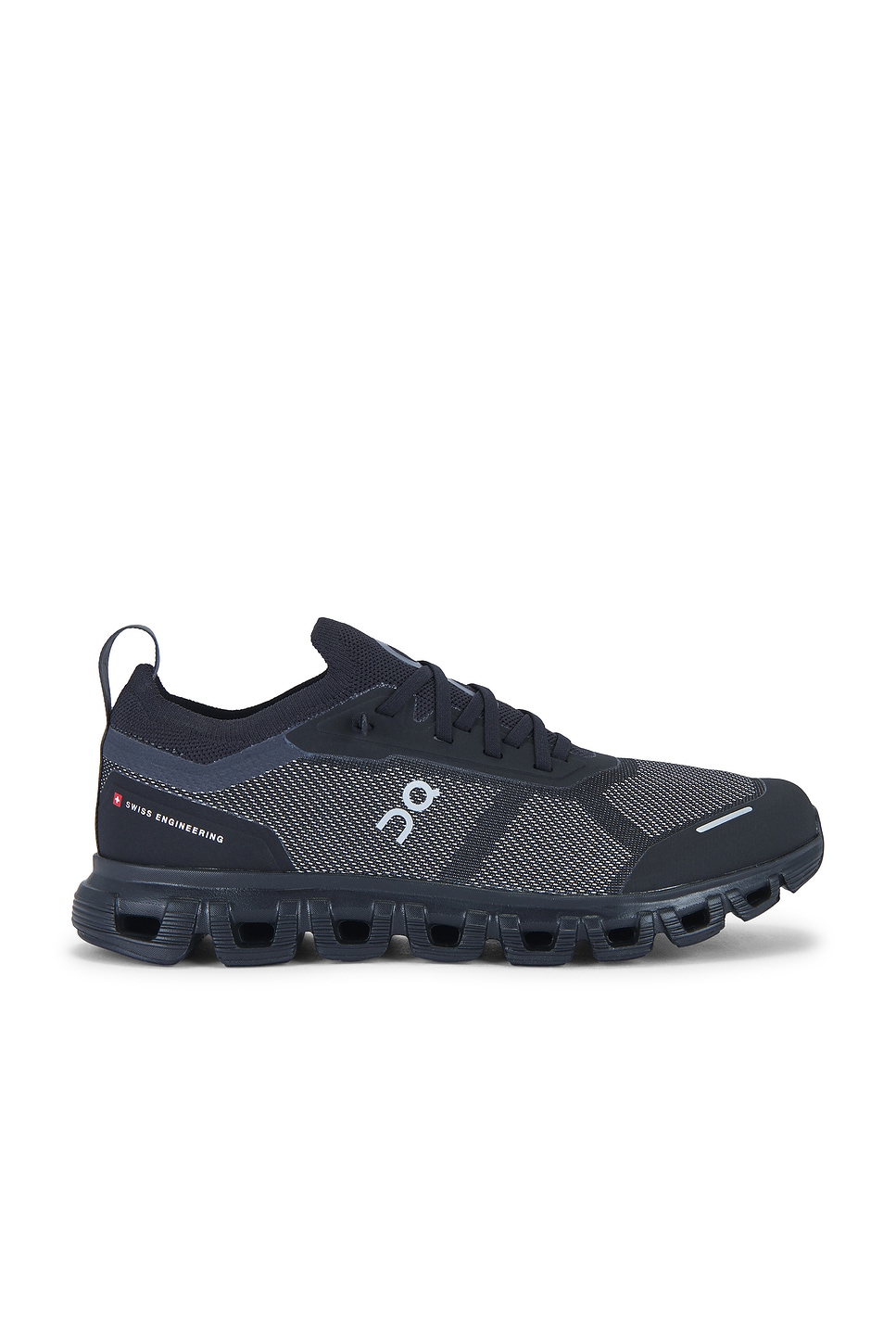 On Cloud 6 Versa Trainers In Black