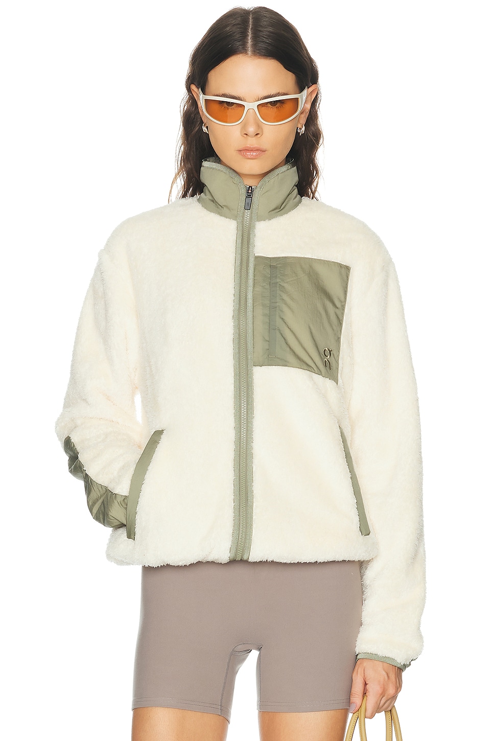 On Ascent Fleece Jacket in Neutral