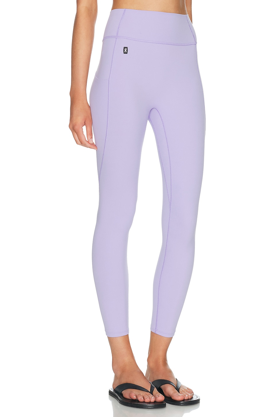 On Studio 7/8 Tights | Thumbnail 2