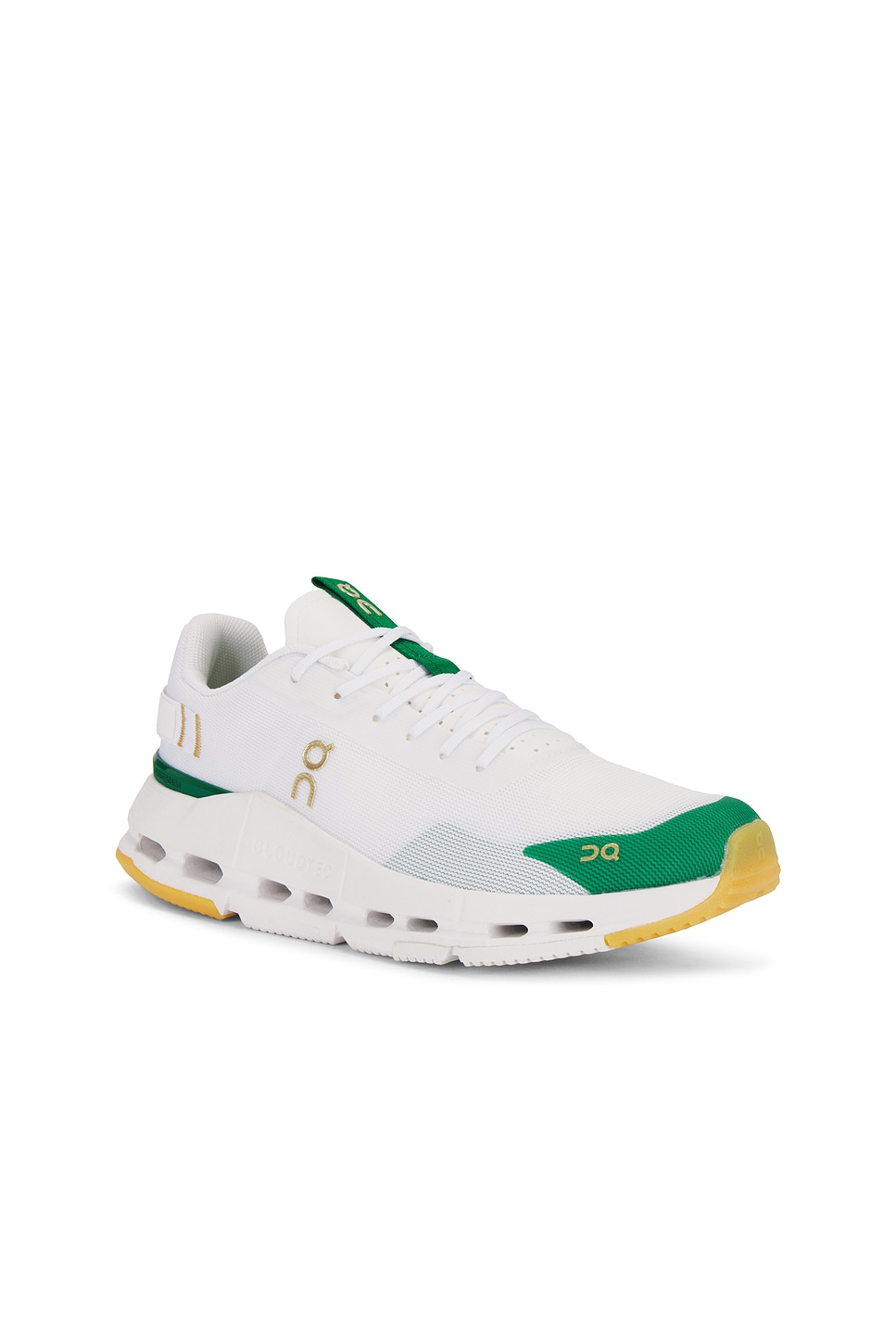 ON FWRD & REVOLVE EXCLUSIVE CLOUDNOVA FORM 2