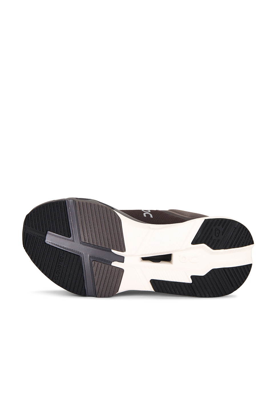 ON Cloudnova X Sneaker thumbnail