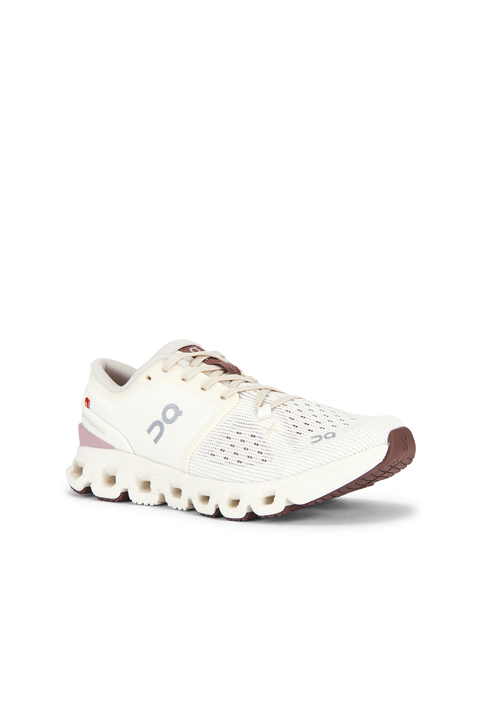 ON Cloud X 4 Sneaker