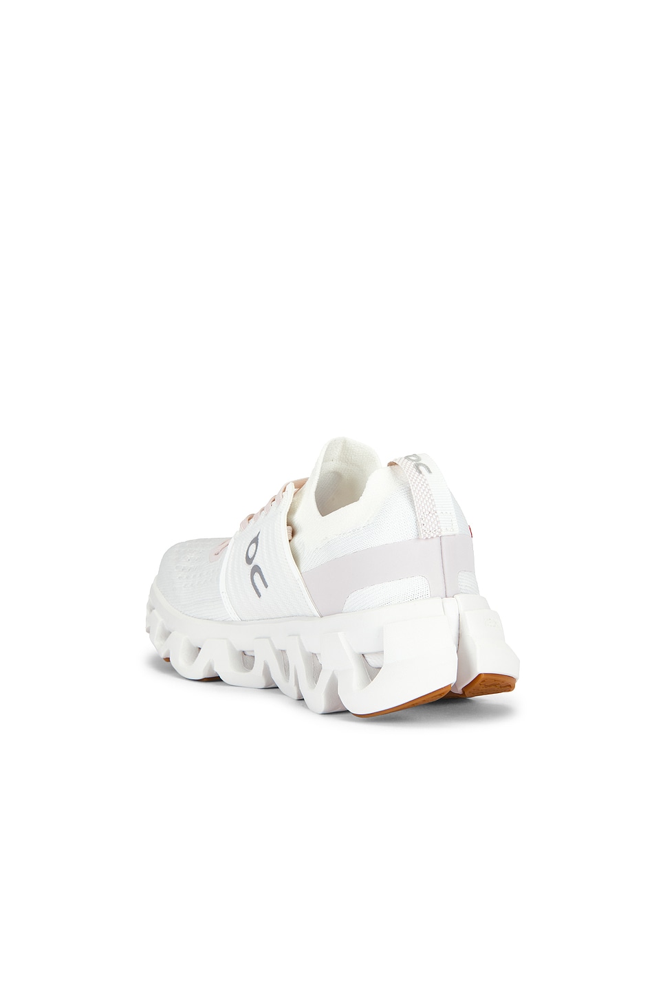 ON - Cloudswift 4 Sneaker | Plush