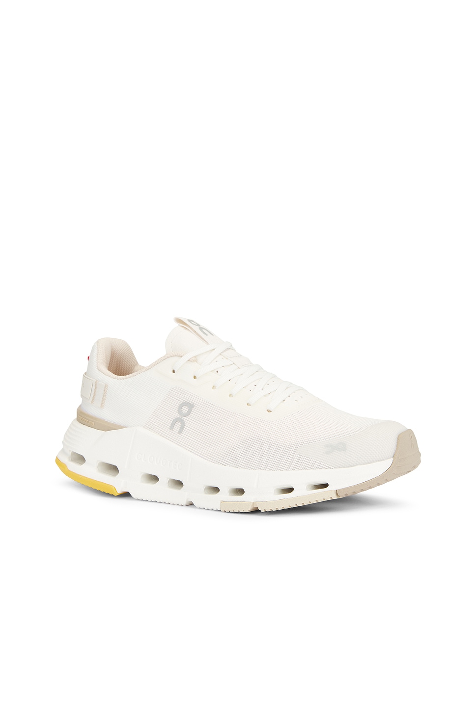ON Cloudnova Form 2 Sneaker