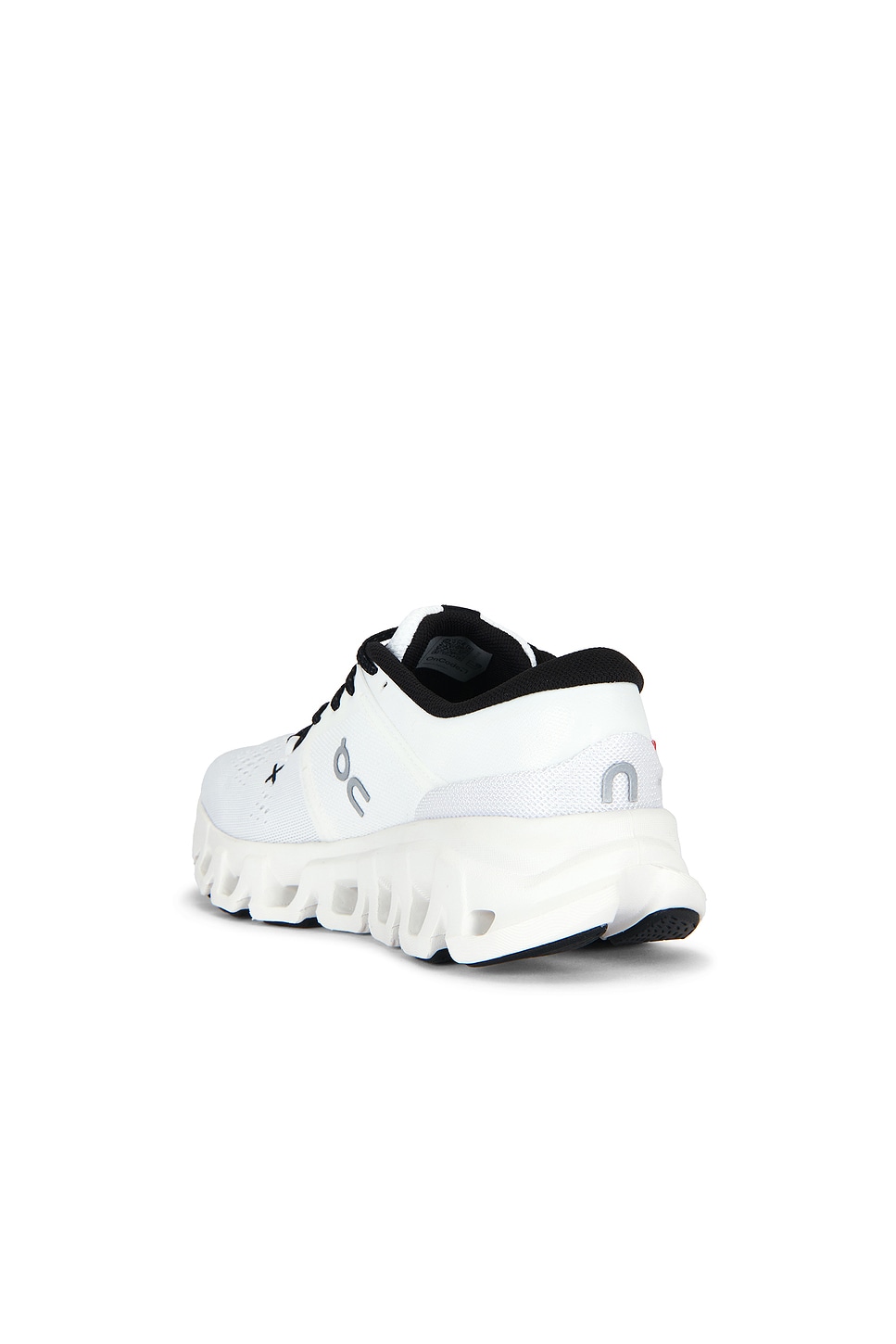 On Cloud X 5 Trainers In White