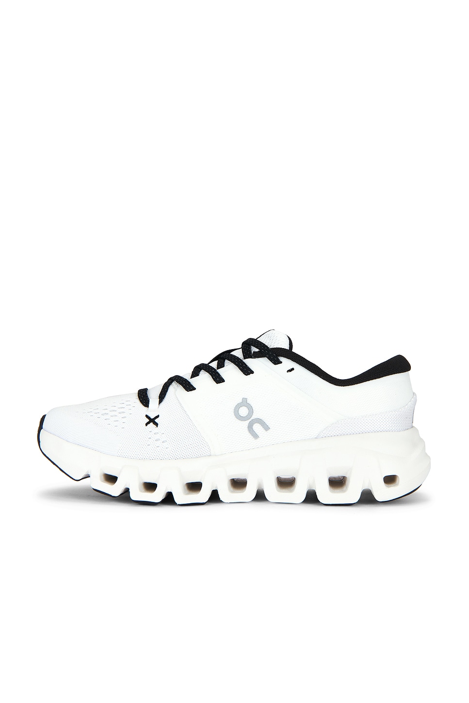 On Cloud X 5 Trainers In White