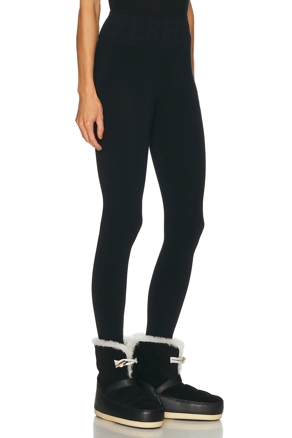 Perfect Moment Perfect Thermal Legging In Black