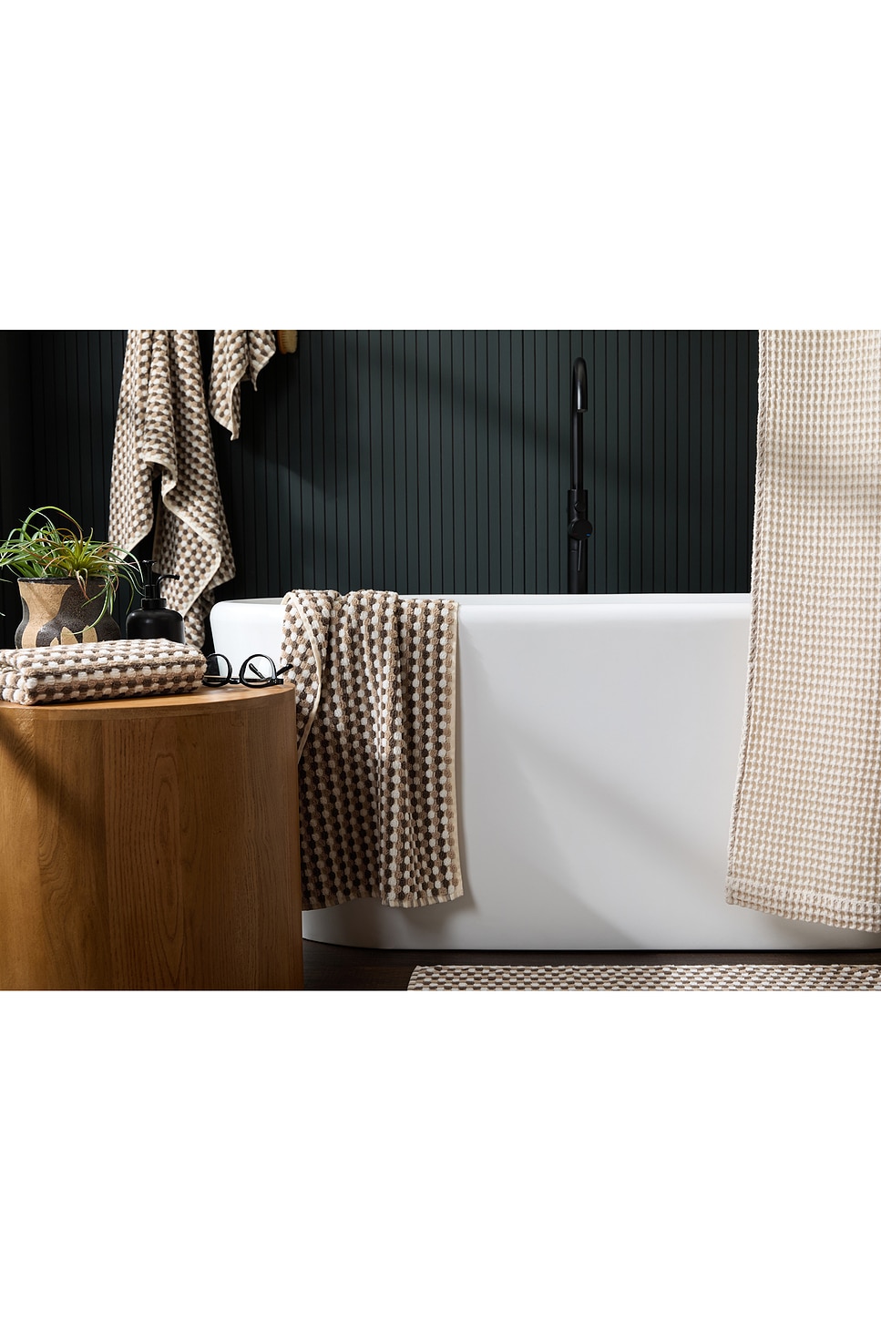 Parachute Organic Mosaic Bath Towel - Thumbnail 2