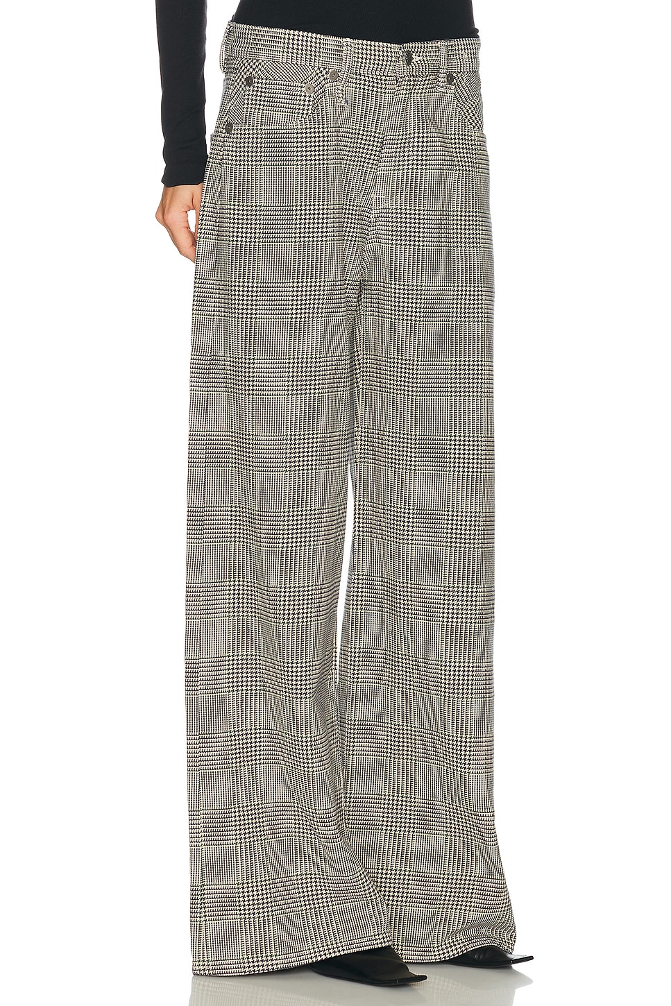 Darcy Flare Leg