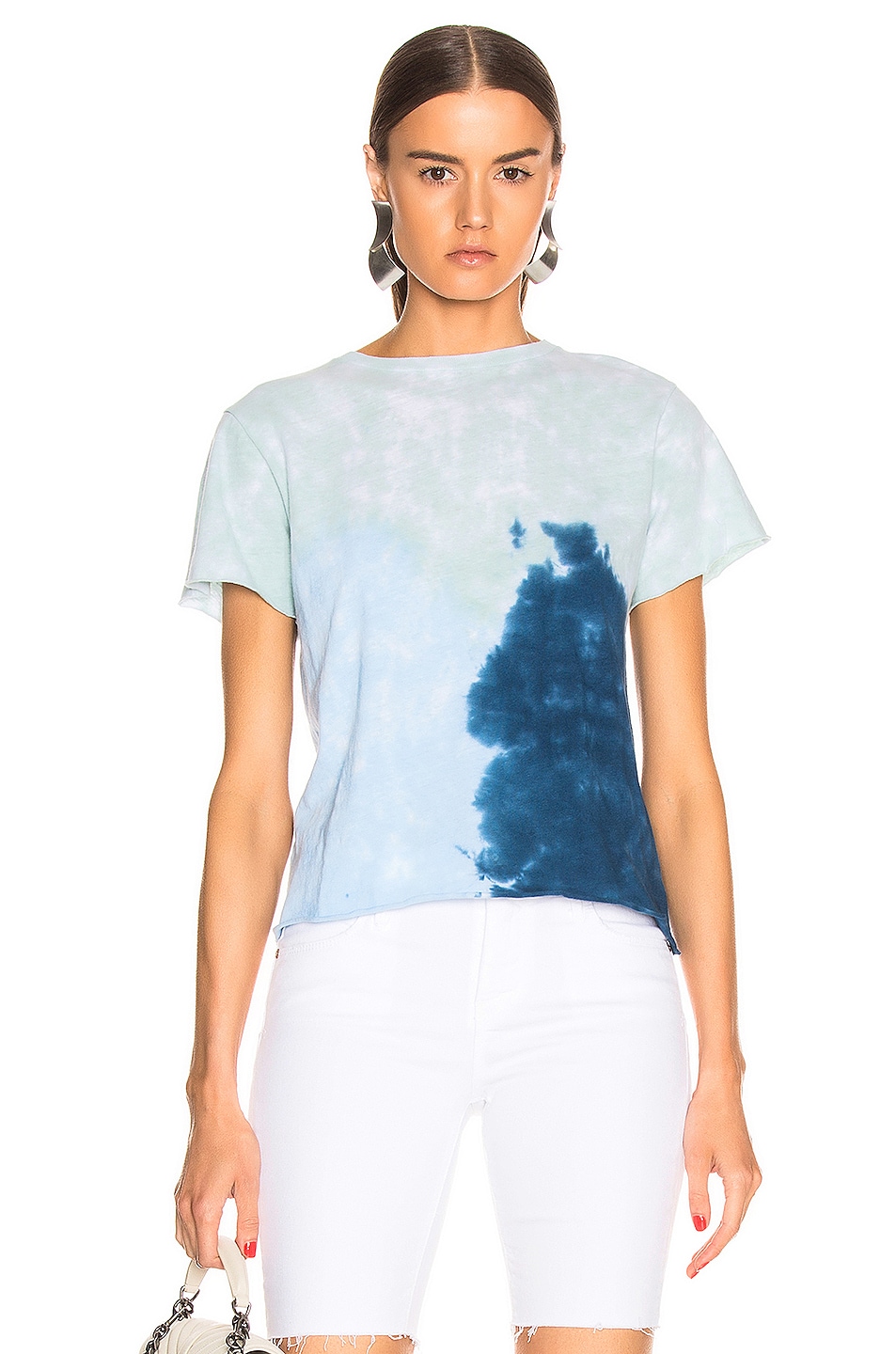 RE/DONE RE/DONE CLASSIC ROLL HEM TEE IN BLUE,OMBRE & TIE DYE,REDF-WS42