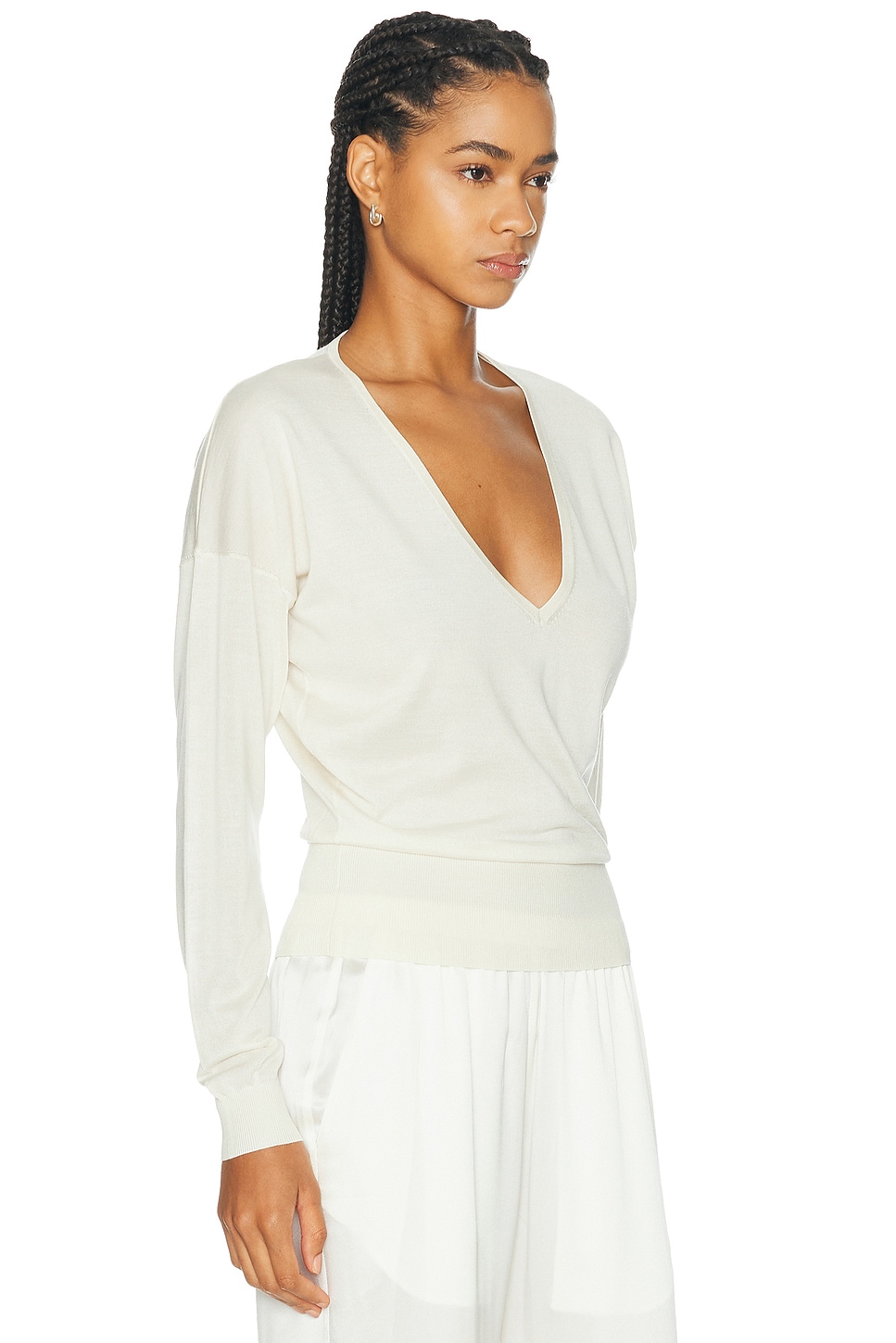 RENGGLI Silk Cashmere V-Neck Sweater | Thumbnail 2 RENGGLI Silk Cashmere V-Neck Sweater | Thumbnail 2