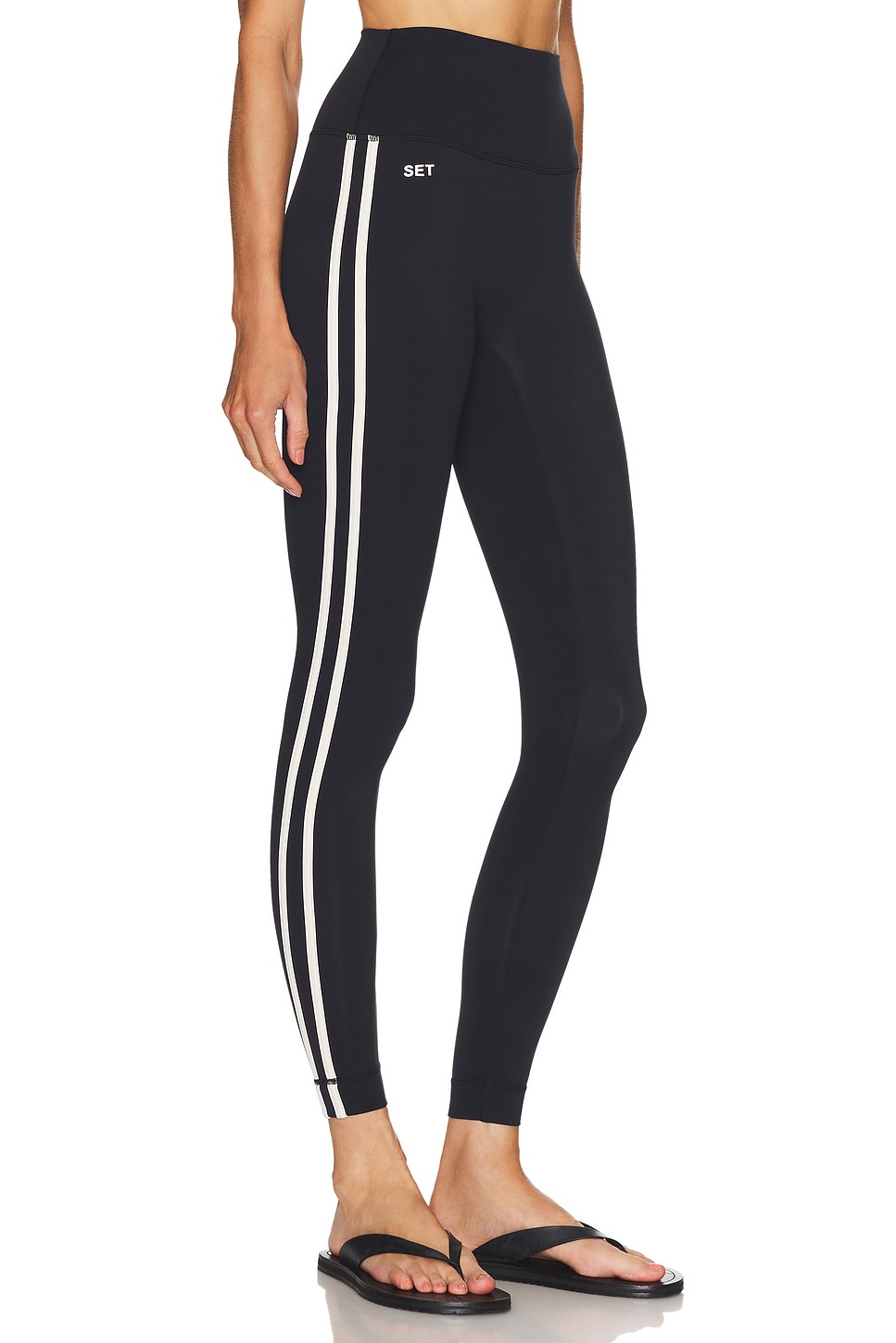 Set Active Airluxe Breathe Strike Legging In Black