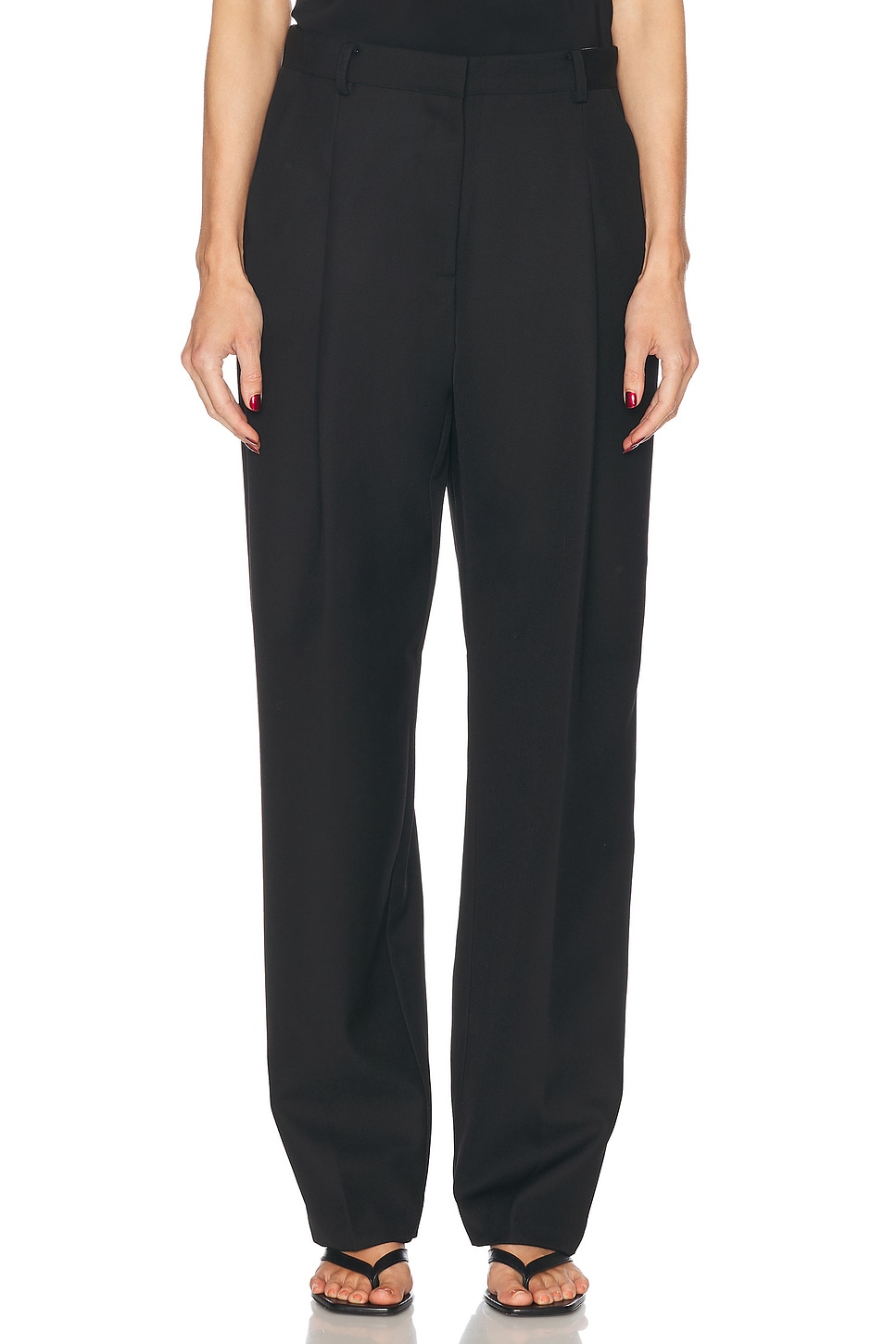 Tailored Pleat Pant in Black