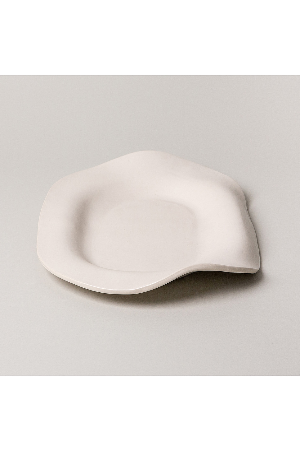 Sin Manta Oval Platter In White