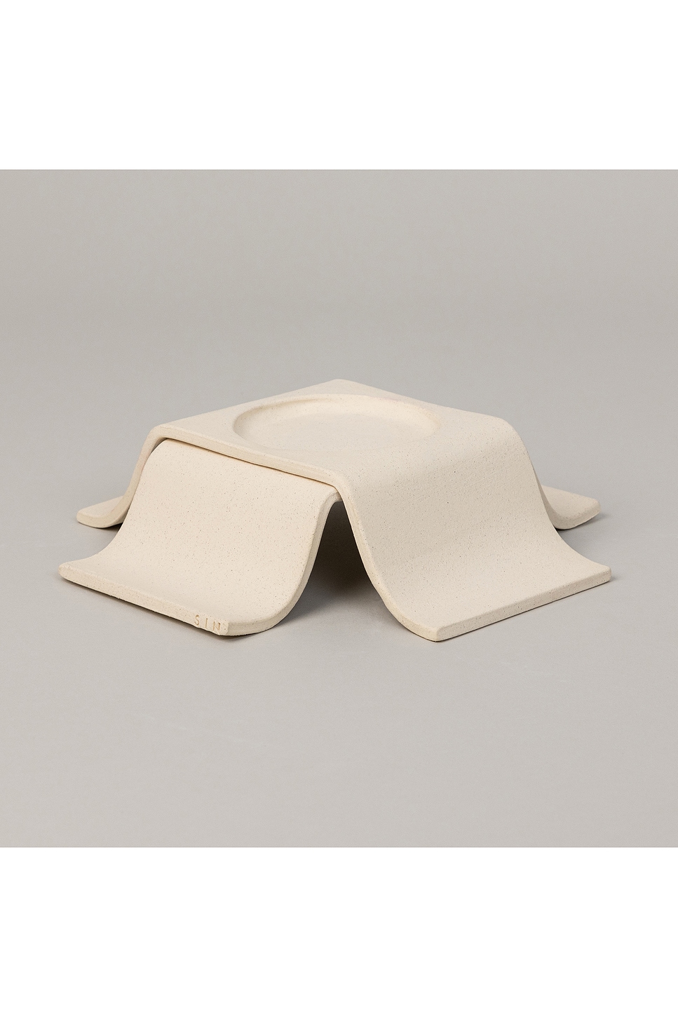 Sin Noor Pillar Tall Candle Holder In Brown