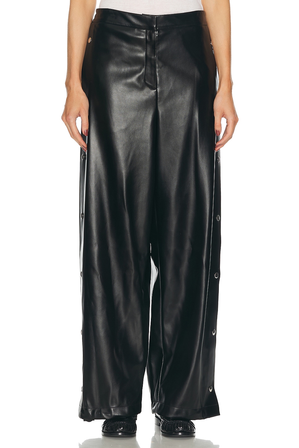 Shop Stella Mccartney Snapped Altermat Pant In Black