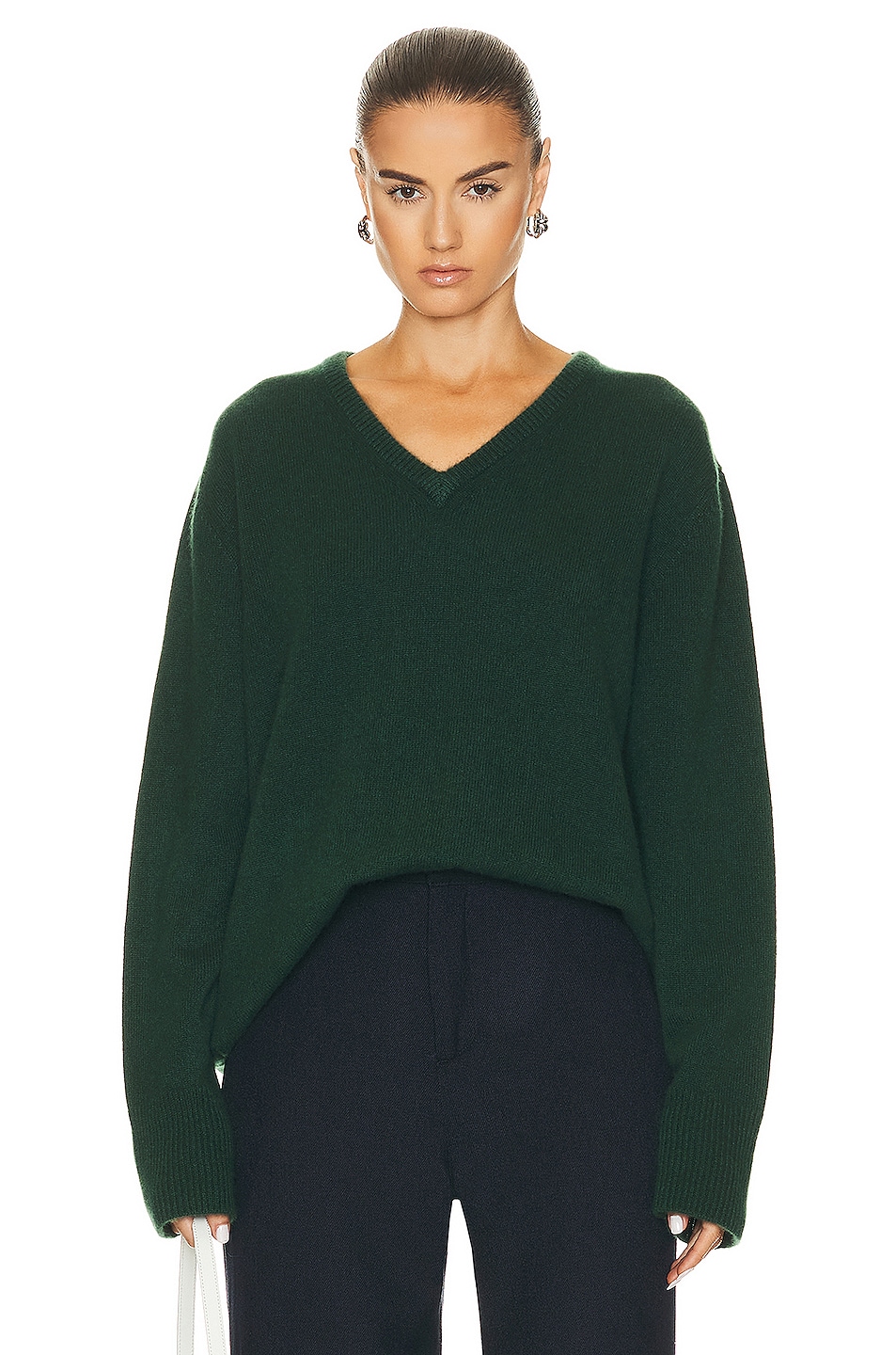 Classic V-neck Sweater in Dark Green