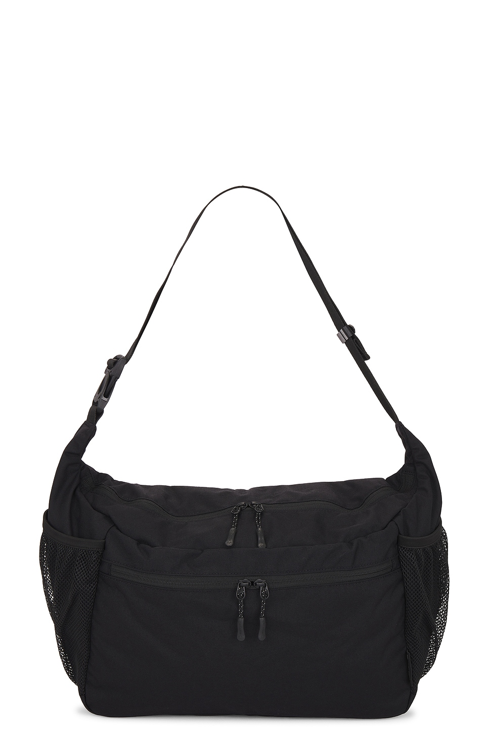 Snow Peak Everyday Use Middle Shoulder Bag In Black