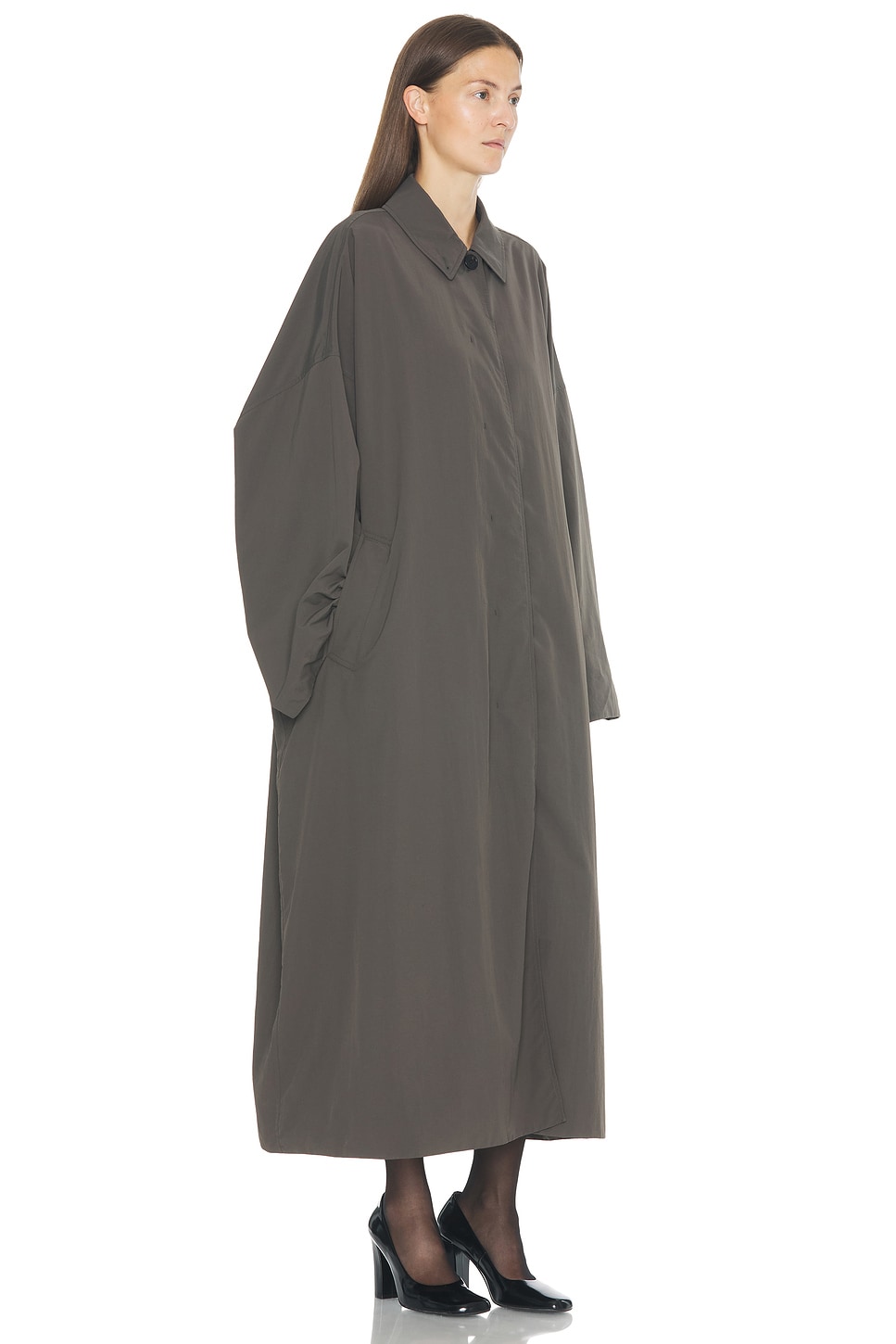 The Row Arwen Coat In Brown