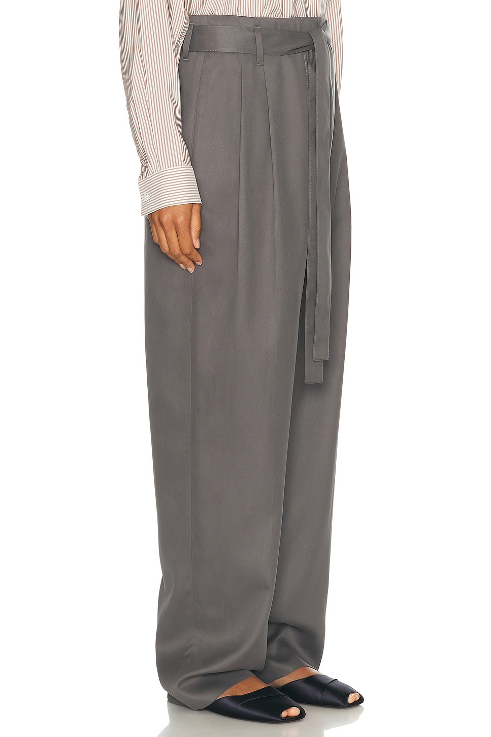 Shop The Row Lonan Pant In Army Grey