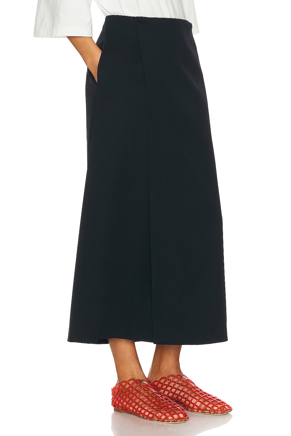 Shop The Row Kavi Skirt In Navy