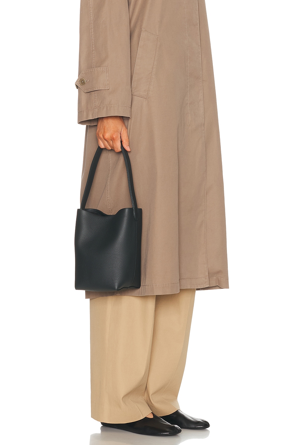 The Row Small N/s Park Tote In Green