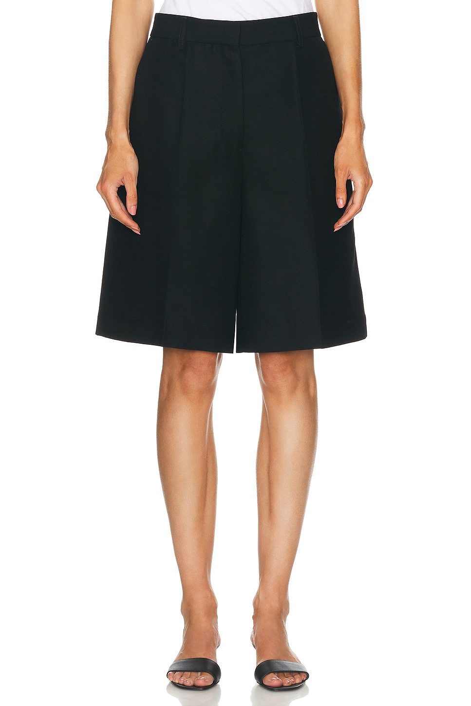 Straight Tailored Shorts in Black