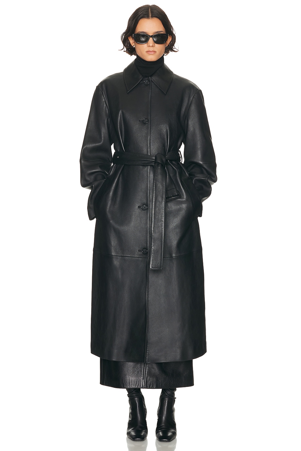 Totême Belted Leather Coat In Black