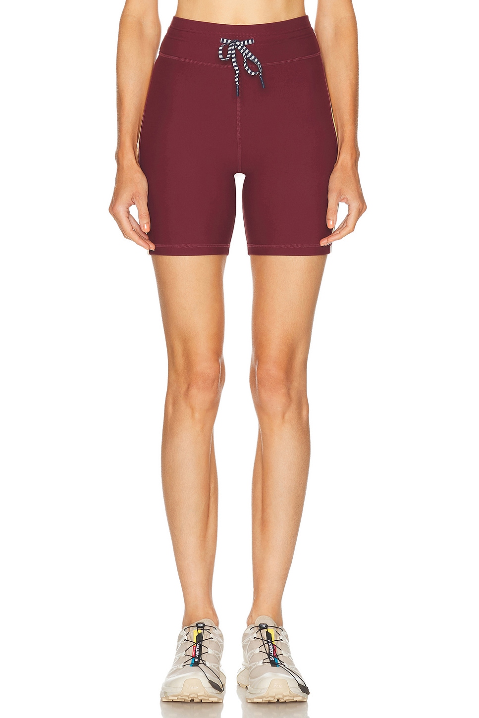 Trail 6 Spin Biker Short in Burgundy