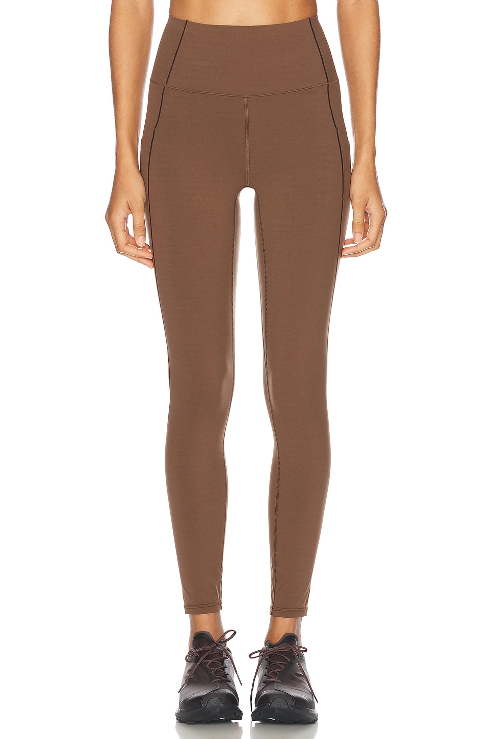 Shape High Pocket 25 Legging in Brown