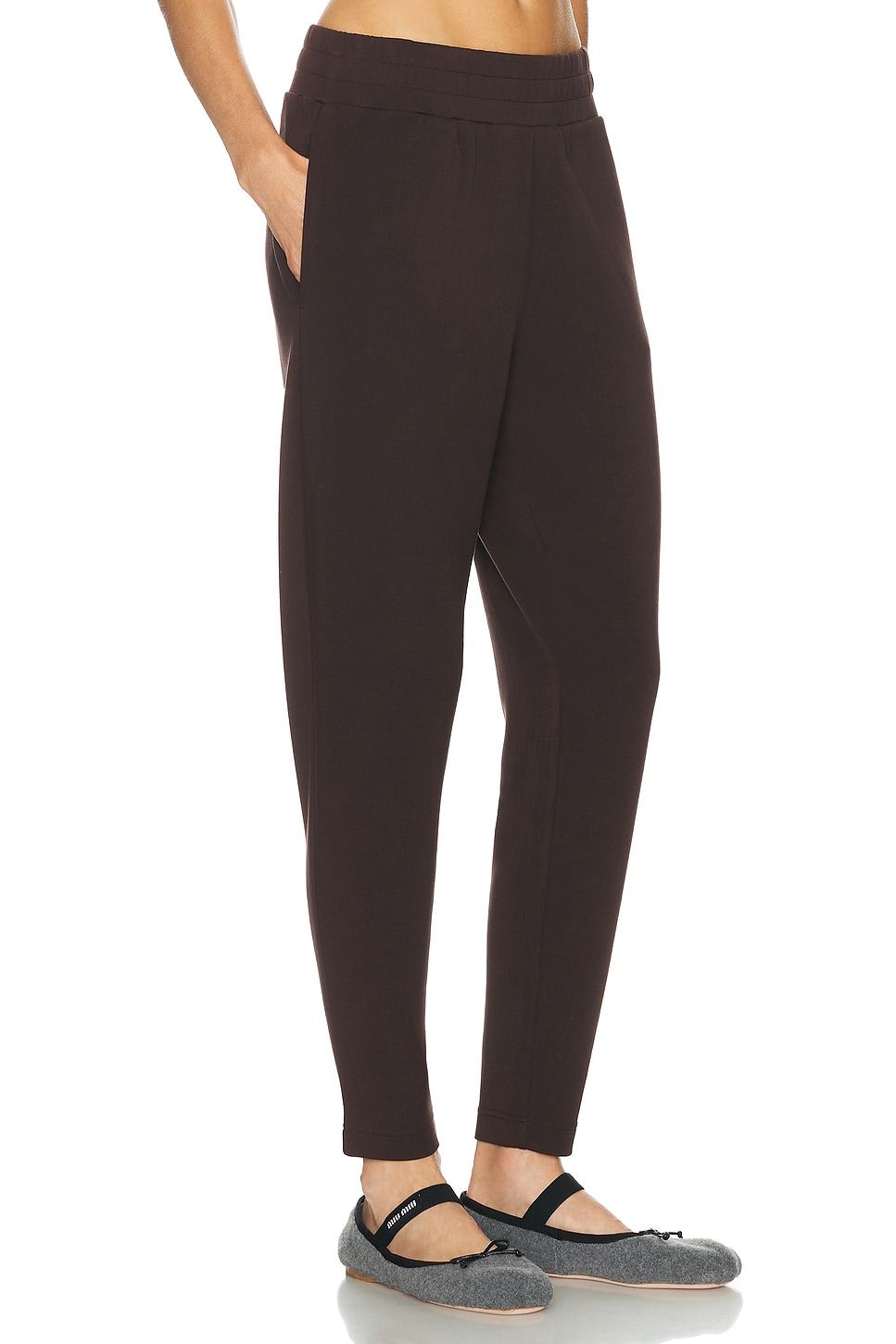 Varley The Slim 27.5 Pant In Brown