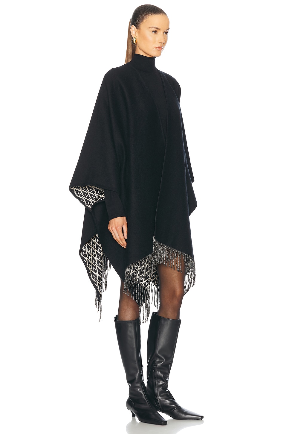 5820.VALENTINO シルク カシミヤ 混 リボン ポンチョ Valentino Garavani - Toute La V Cashmere Poncho | Plush