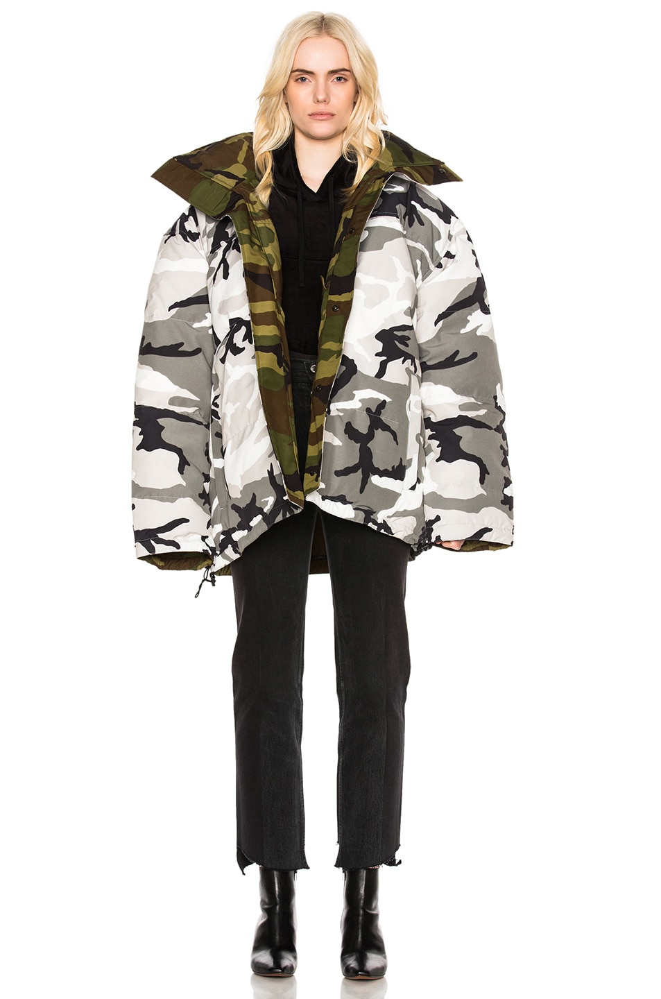 VETEMENTS x Canada Goose Reversible Camo Jacket in Camouflage | FWRD