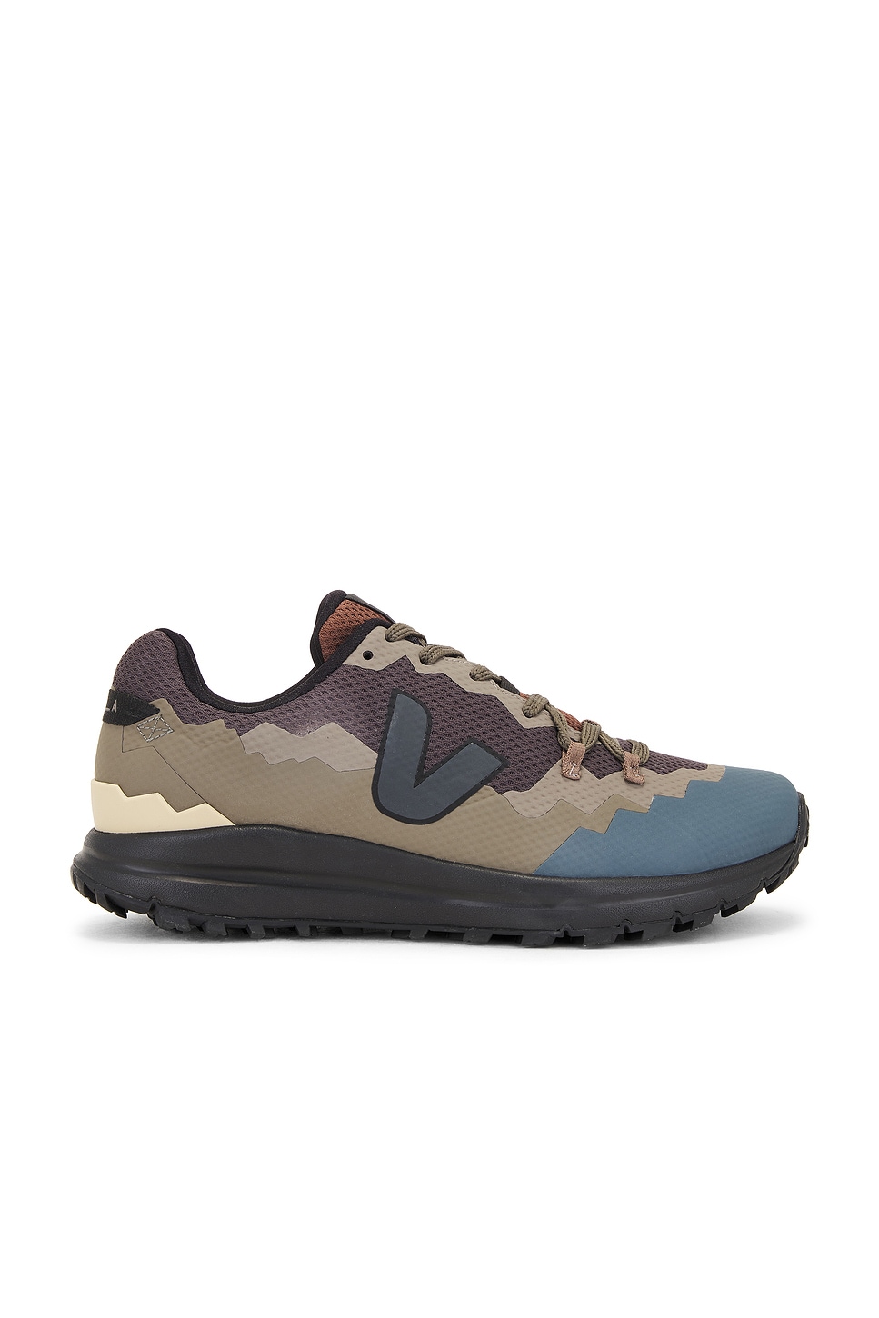 x Pedro Andrade Fitz Roy Sneakers in Brown