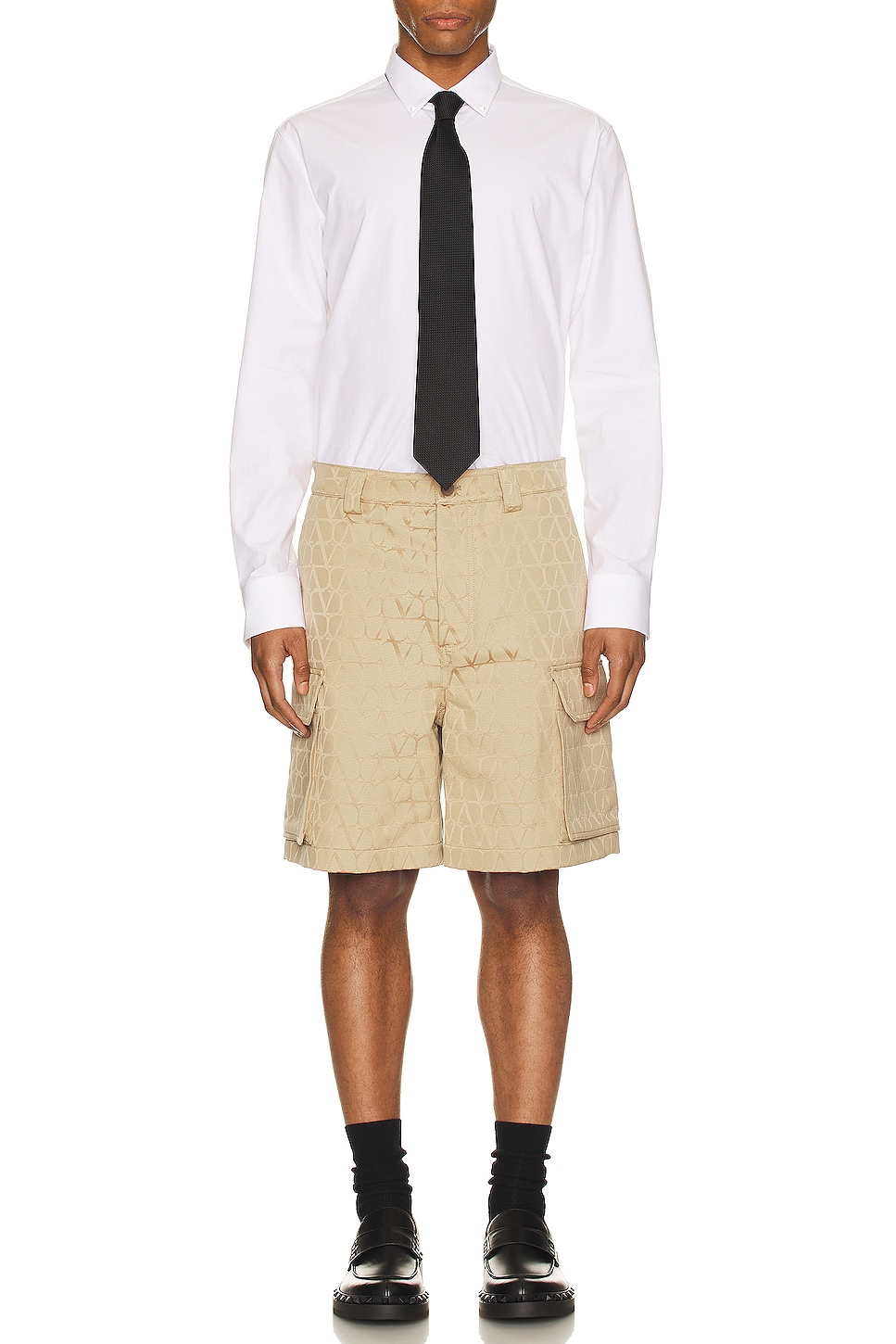 Image 1 of Valentino Bermuda in Beige