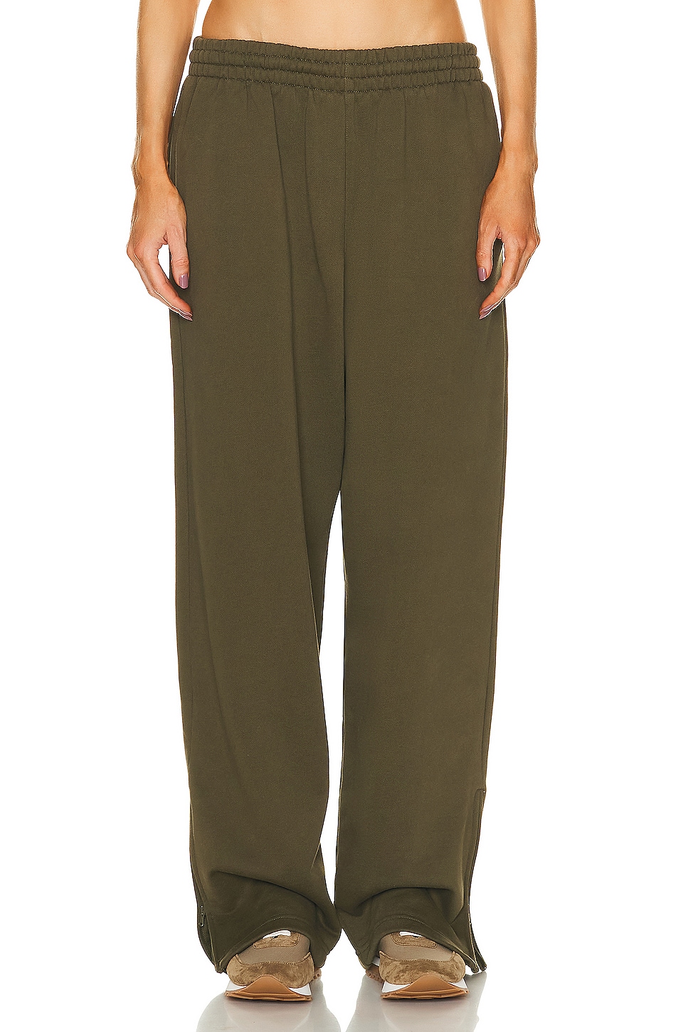 HB Track Pant in Olive
