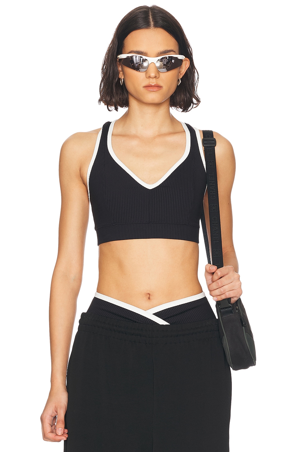 Ribbed V Neck Sports Bra in Black