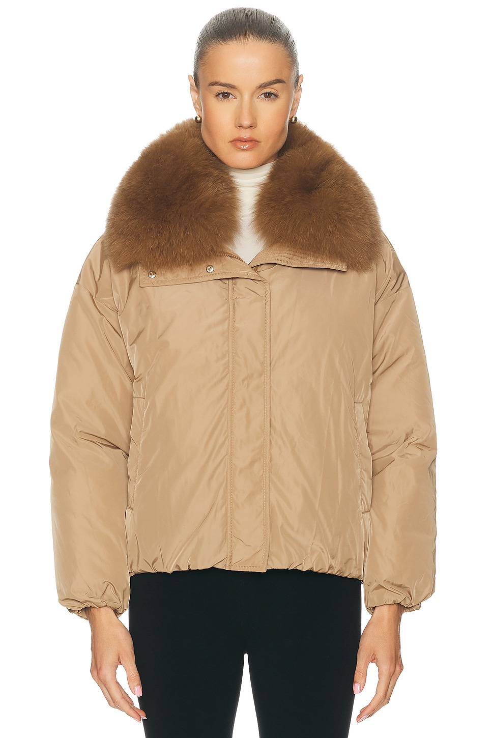 Yves Salomon Short Down Jacket In Brown