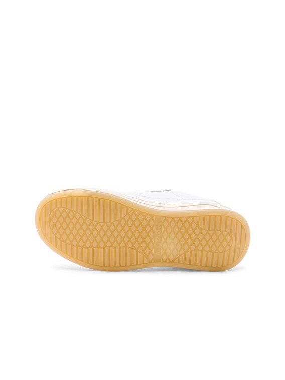 Acne Studios Perey Lace Up White スニーカー Acne Studios Perey Lace Up Sneakers in White & White | FWRD