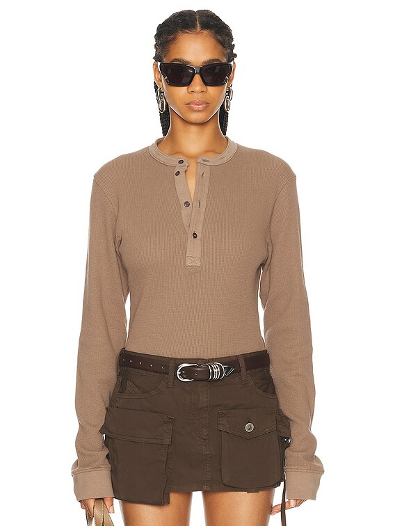 トップス Acne Studios Acne Studios Henley Long Sleeve Top in Taupe Brown | FWRD