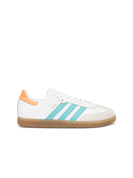 ☆国内在庫有☆adidas Originals MESSI SAMBA Cloud White adidas Originals Messi Samba in White & Easy Mint | FWRD